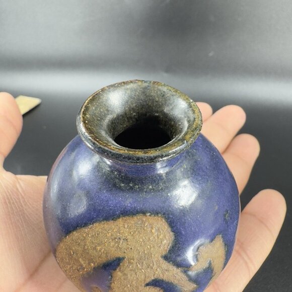 Vintage Primitive Style Hand Made Miniature Bud Vase Vessel Hand Carved Blue VTG - Picture 3 of 11